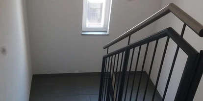 Monteurwohnung - PLZ 69469 (Deutschland) - Treppenhaus - Monteurzimmer Mannheim - Ludwigshafen