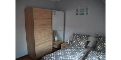 Monteurwohnung - PLZ 97342 (Deutschland) - Doppelzimmer mit Kleiderschrank - Schlafen wie Zuhause