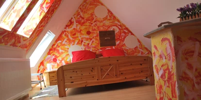 Monteurwohnung - PLZ 97342 (Deutschland) - Dachzimmer eventuell mit Zustellbett - Schlafen wie Zuhause