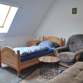 Monteurzimmer: Zimmer mit Einzelbett und Schlafsofa - Schlafen wie Zuhause