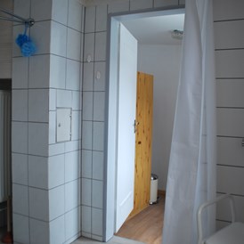 Monteurzimmer: Dusche - Schlafen wie Zuhause