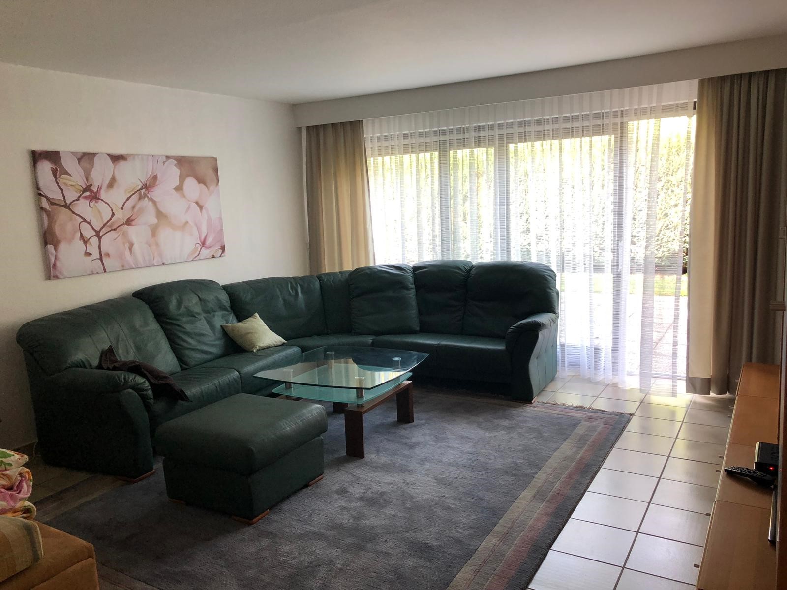 Monteurwohnung - Einzelbetten - Kassel - Das geräumige Wohnzimmer - Zum Langenberg