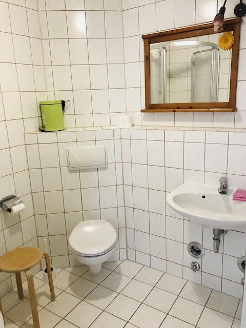 Monteurzimmer: Helle renovierte Wohnungen in Karlshagen auf Usedom 