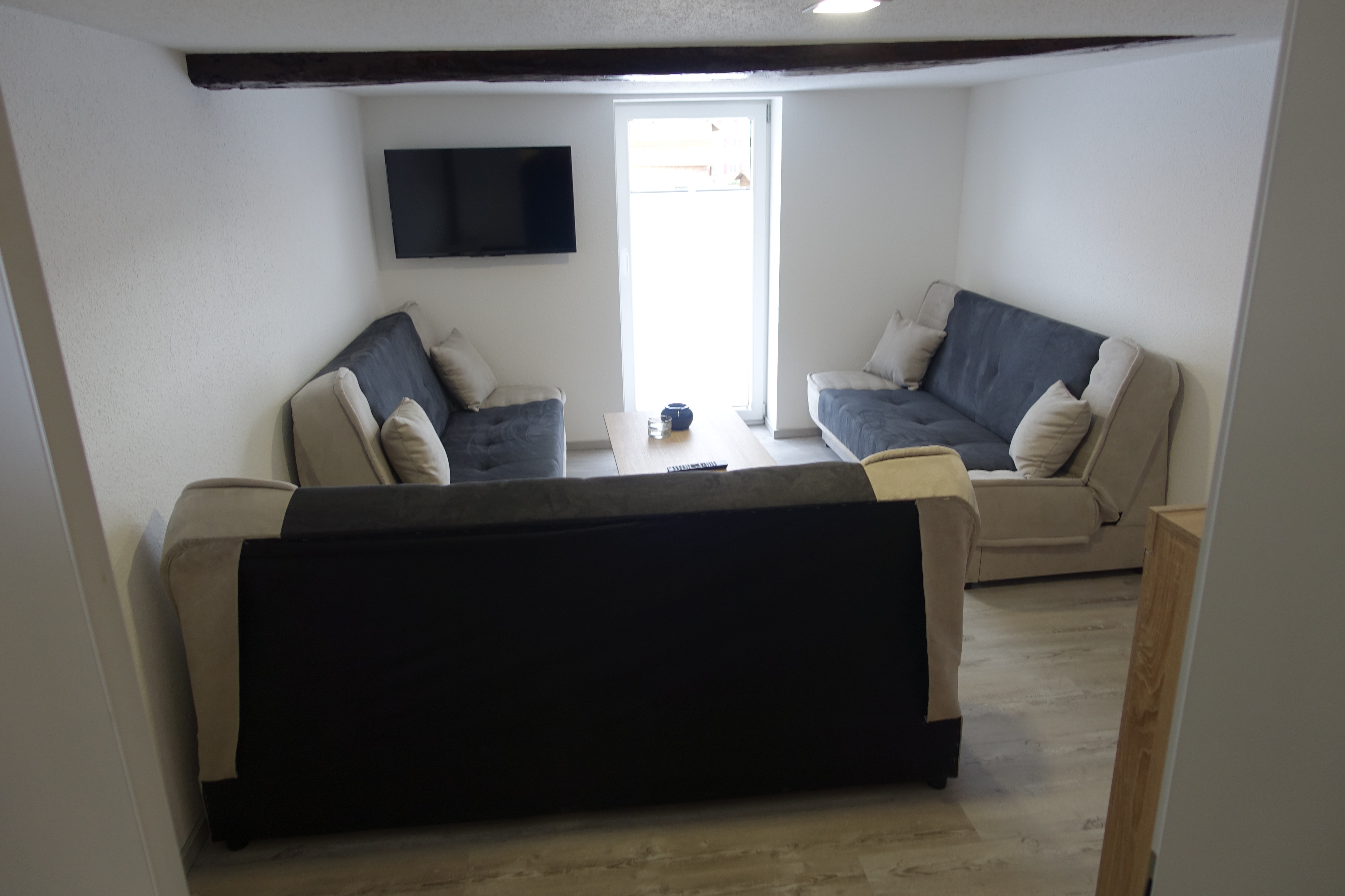 Monteurzimmer: Wohnzimmer der Monteurwohnung - Monteurunterkunft & Ferienwohnung Böde