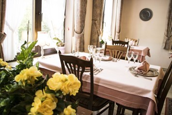Monteurzimmer: Restaurant - HOTEL LE POSTILLON