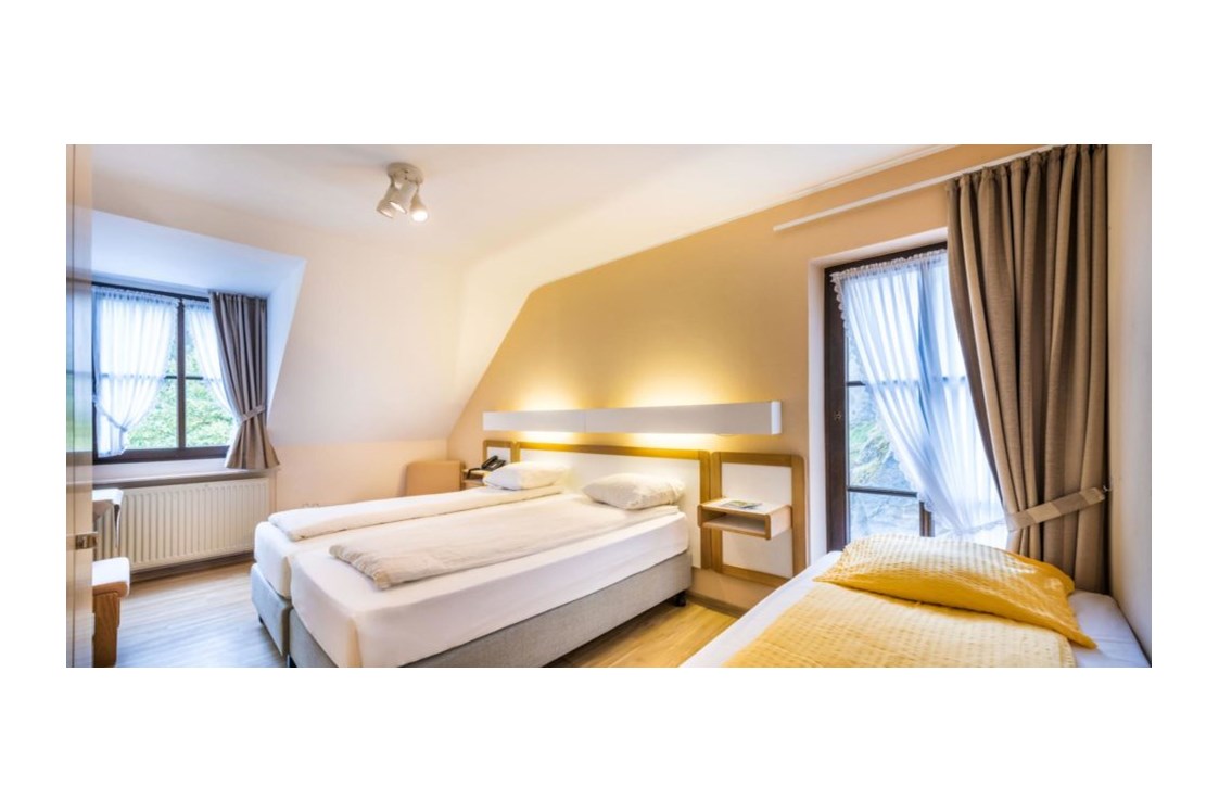 Monteurzimmer: Zimmer für Monteure - HOTEL LE POSTILLON