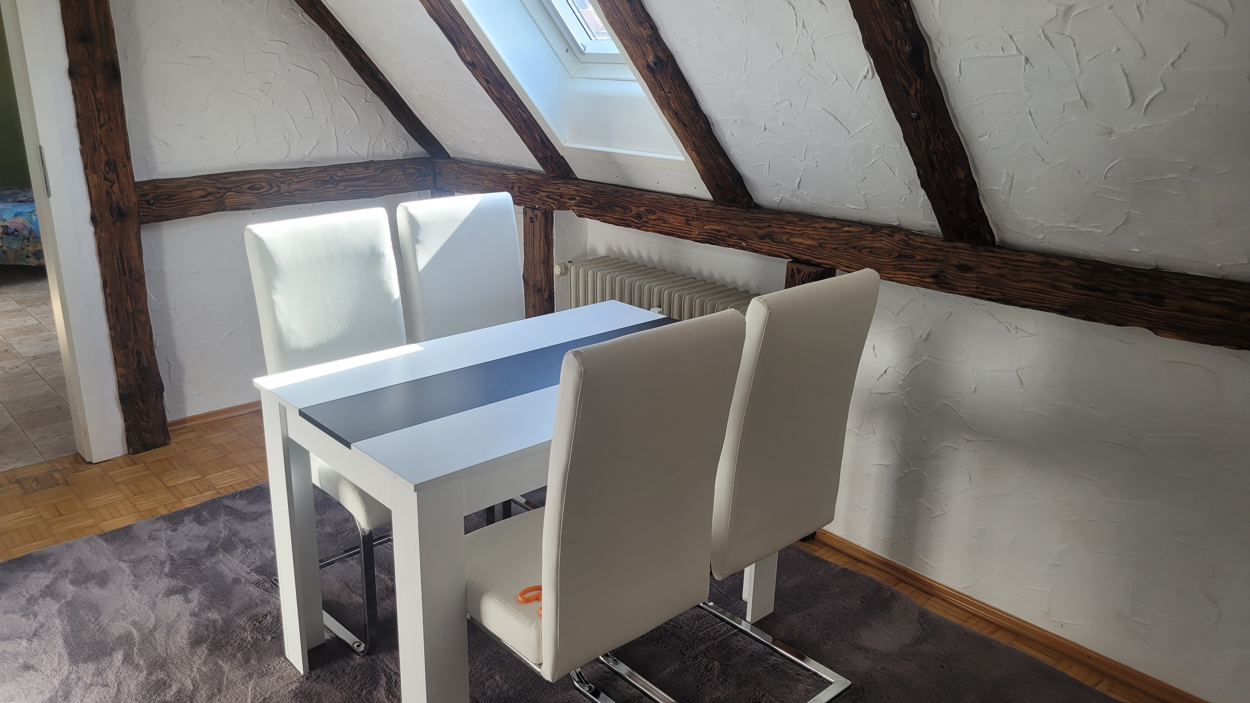 Monteurwohnung - Badezimmer: Gemeinschaftsbad - Allgäu / Bayerisch Schwaben - Stilvoller Essbereich - Margit Fesenmayr