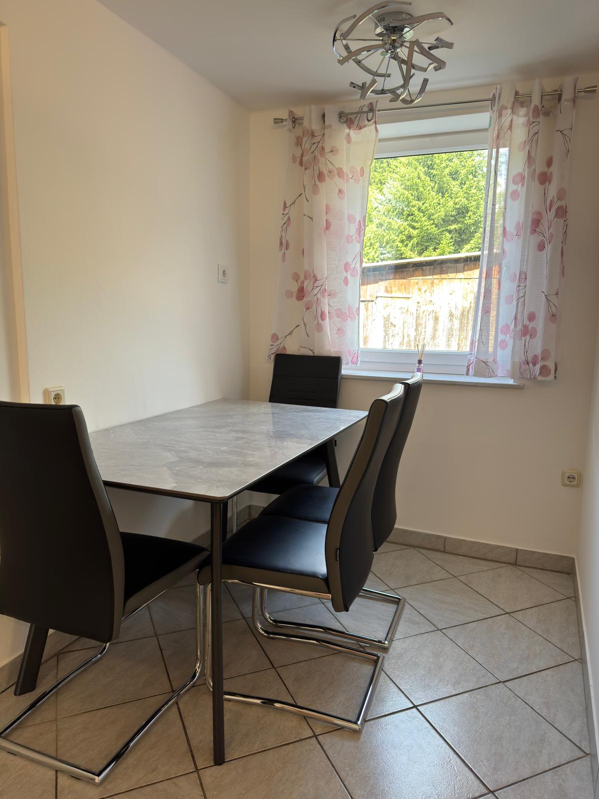 Monteurwohnung - Bettwäsche: Bettwäsche inklusive - Steiermark - Monteurzimmer Kapfenberg