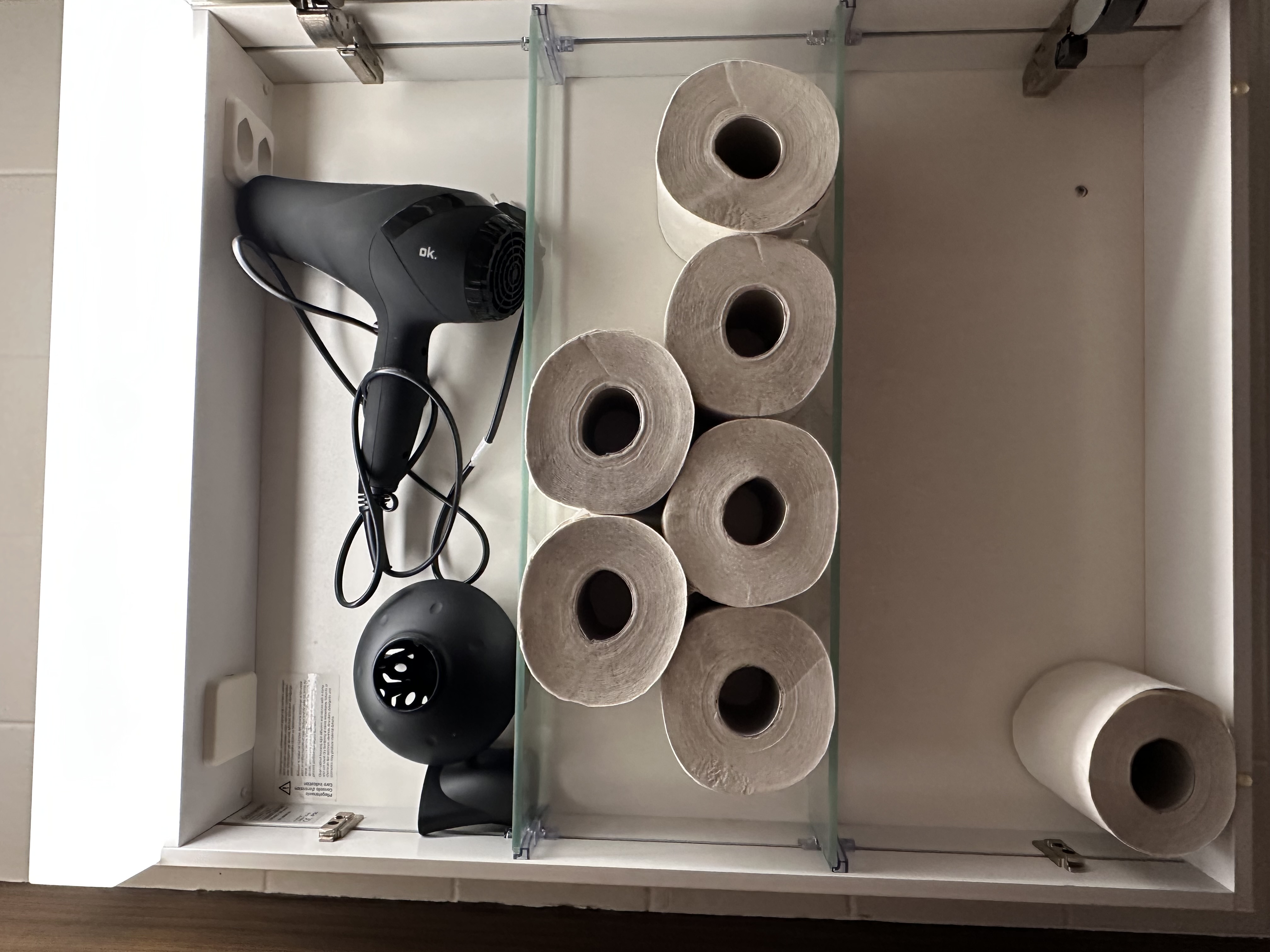 Monteurzimmer: Badezimmerutensilien - CapoBnB Work and Chill Apartment