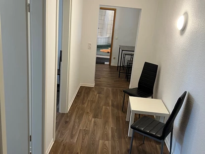 Monteurwohnung - TV - Brandenburg - Flur - Zimmervermietung Rosenblatt