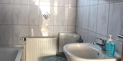 Monteurwohnung - PLZ 35781 (Deutschland) - Badezimmer - Ferienhaus Tim