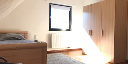 Monteurwohnung - PLZ 35781 (Deutschland) - Einzelzimmer mit Kleiderschrank - Ferienhaus Tim
