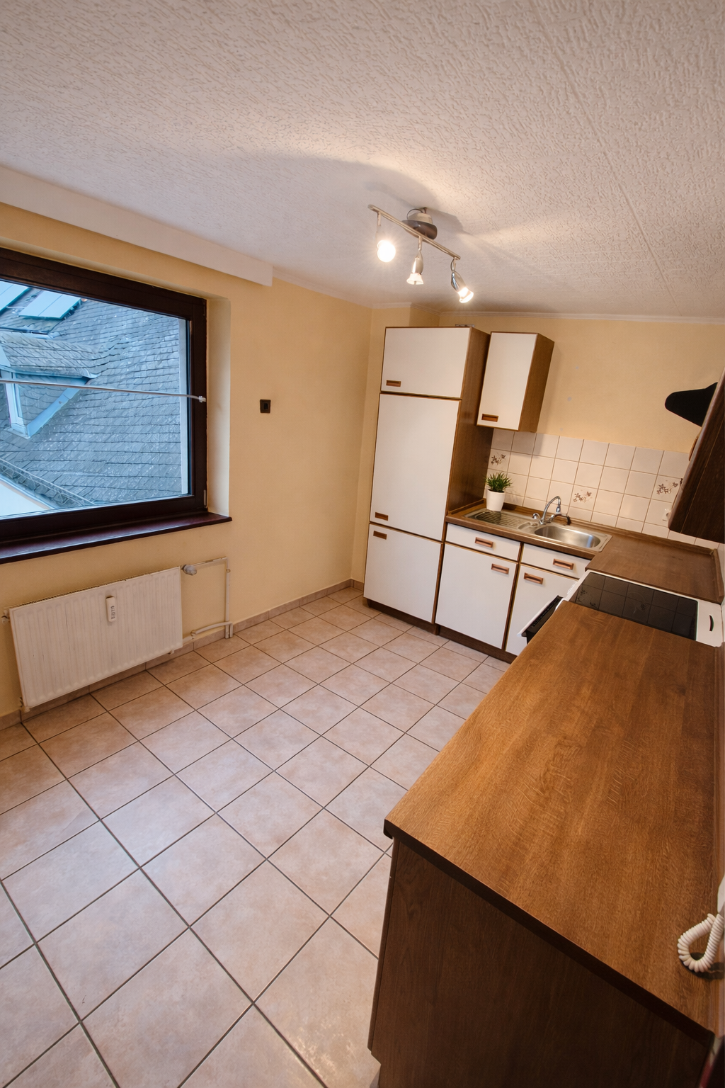 Monteurwohnung - Küche: Küchenmitbenutzung - Monteurzimmer/Wohnung/Unterkunft - 3-4 Monteure