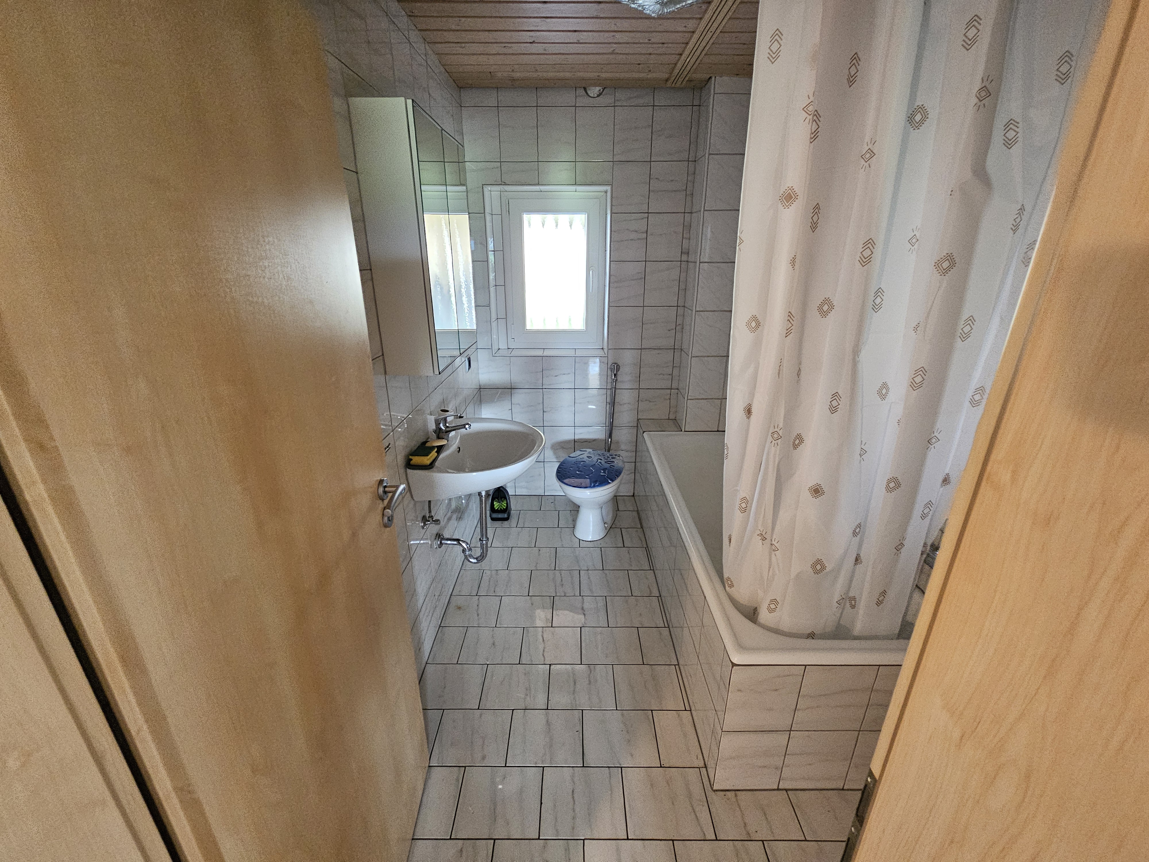 Monteurwohnung - Wolframs-Eschenbach - Badezimmer EG - BesteBleibe