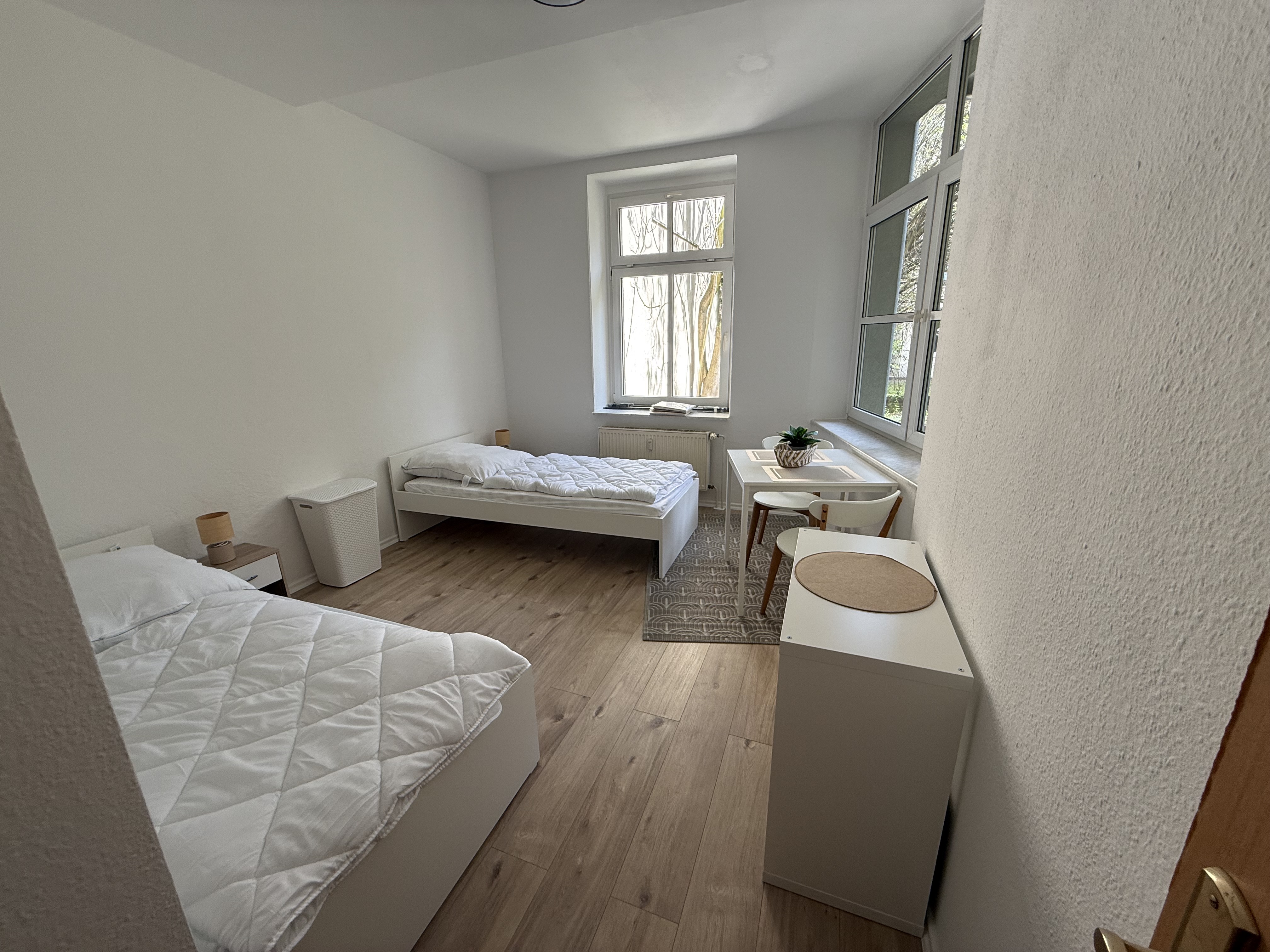 Monteurzimmer: Zimmer3  - 3 Raum,Top Lage ,WLAN,Balkon,EG