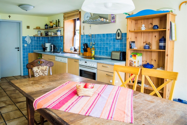 Monteurwohnung - Warburg Daseburg - Küche1 - Monteurunterkunft - Gemütliches Fachwerkhaus 