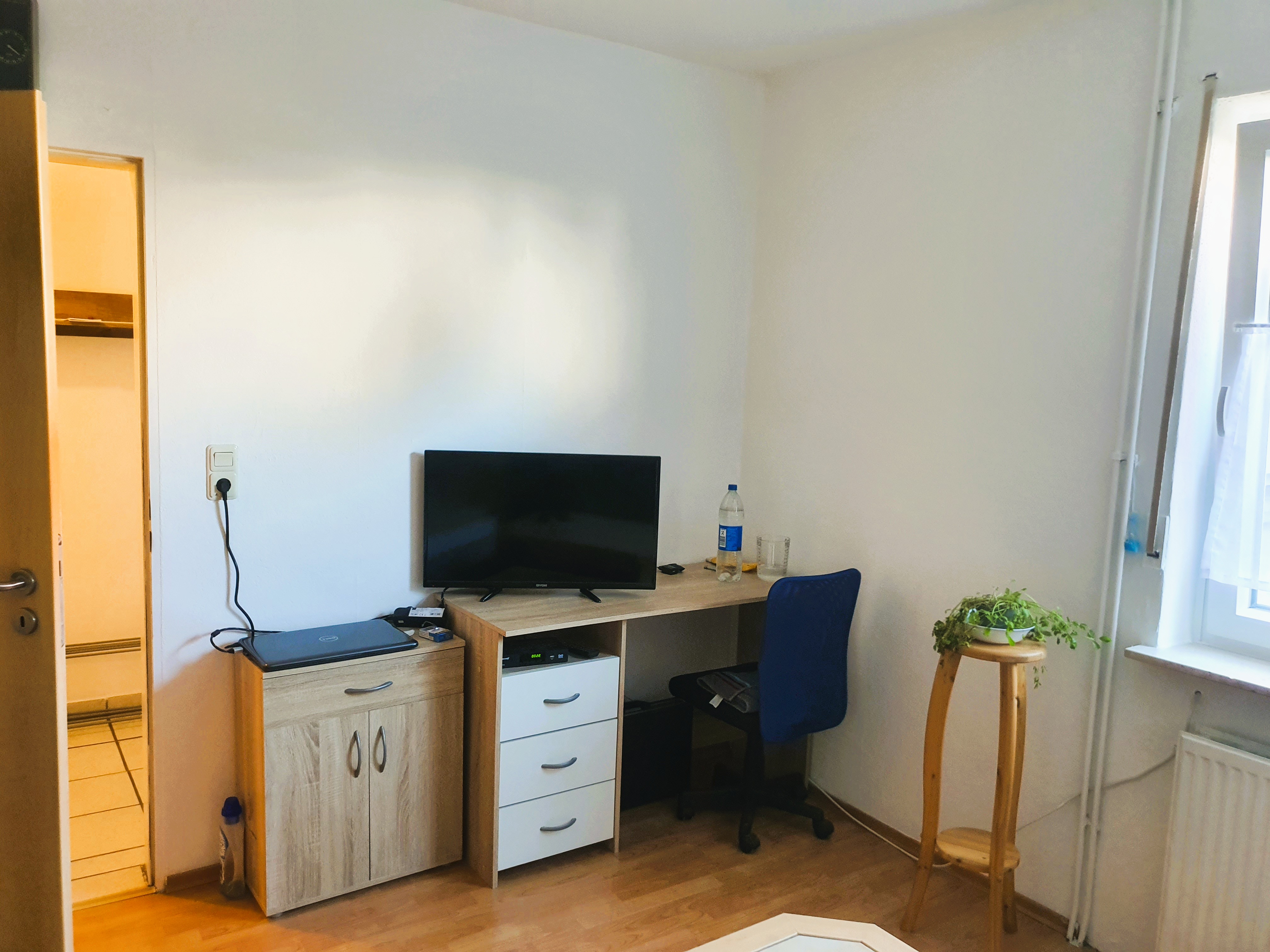 Monteurwohnung: Zimmer1 - Erdgeschoss - Monteurwohnung EG - Zimmer bei Alina