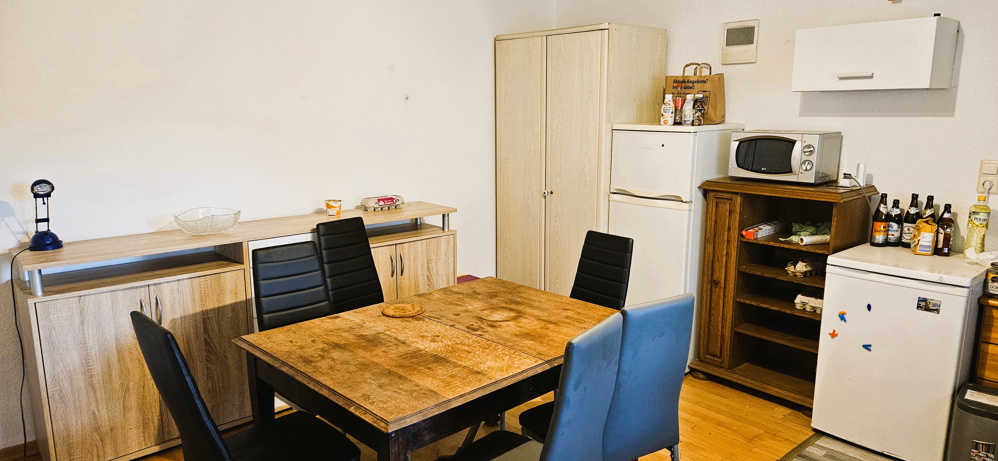 Monteurwohnung - Warburg Daseburg - Küche - erstes Stockwerk - Monteurwohnung 1. OG - Zimmer bei Alina