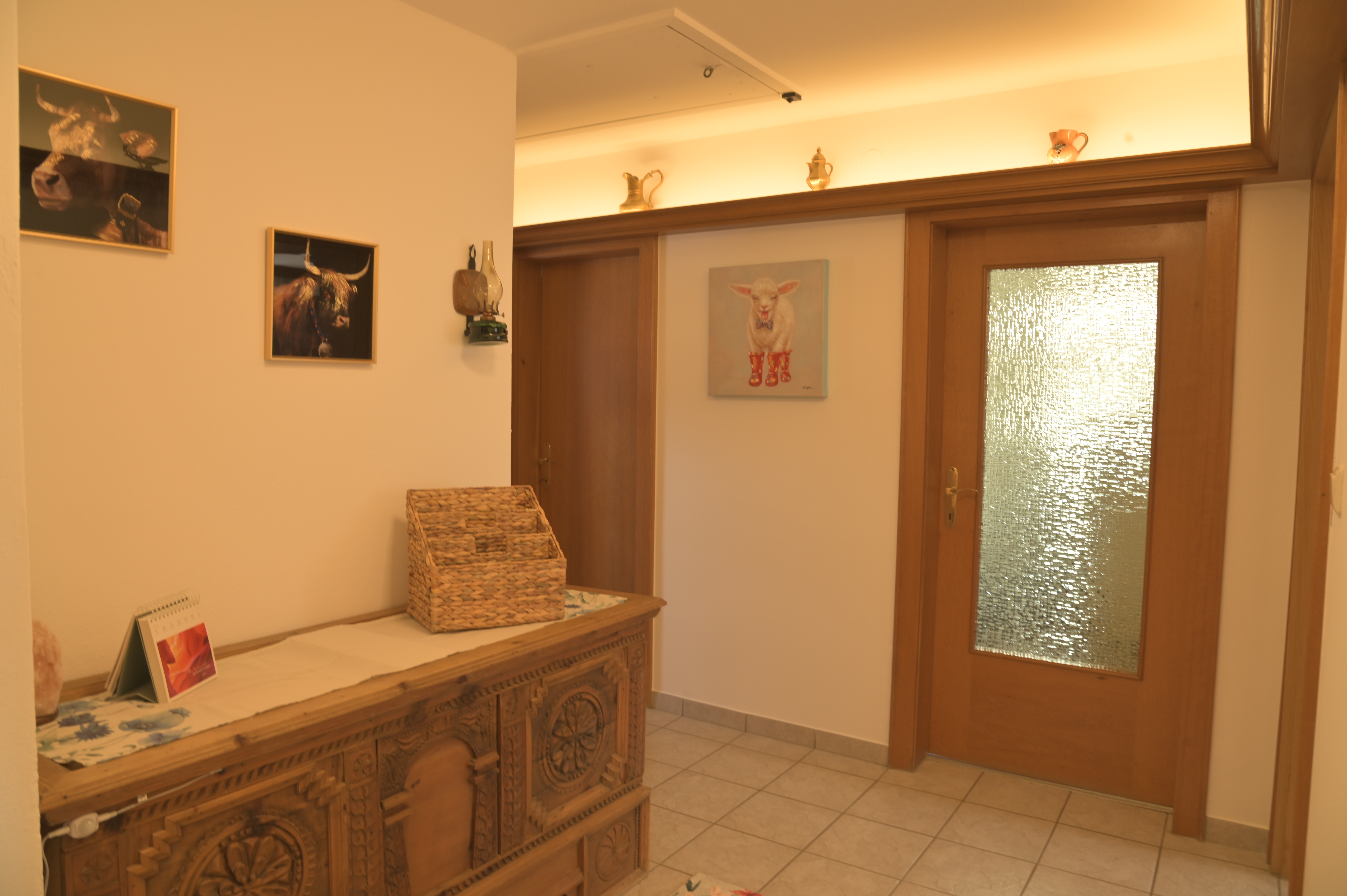 Monteurwohnung - Hund erlaubt - Gang Ri Dusche, WC und Einzelzimmer - Lijus GmbH - Appartement Naunspitzblick