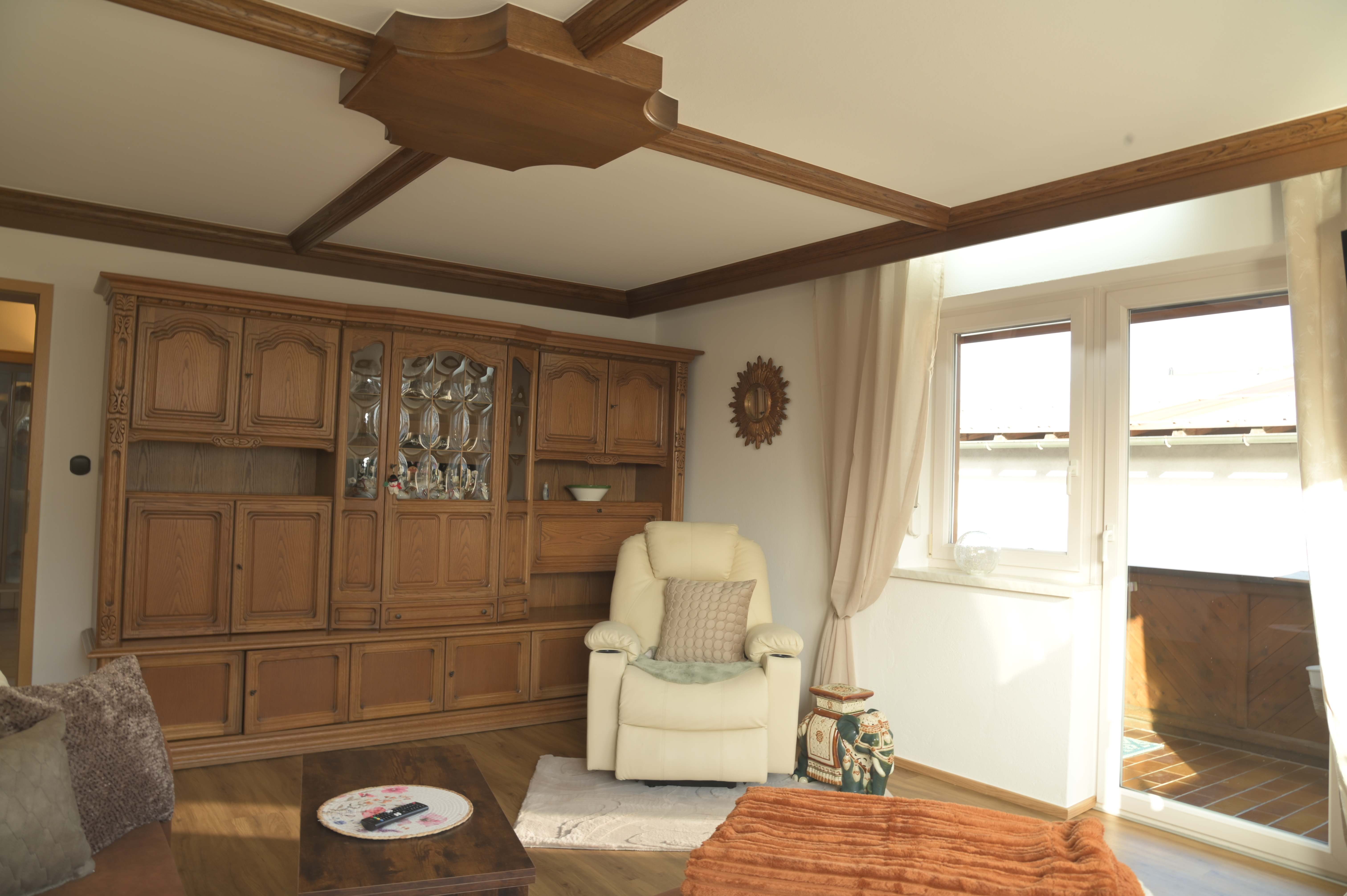 Monteurzimmer: Wohnzimmer - Lijus GmbH - Appartement Naunspitzblick