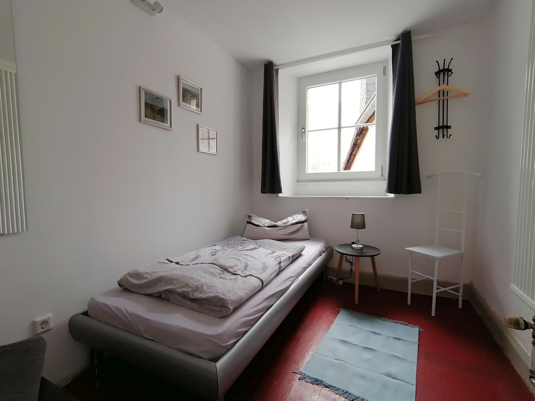 Monteurzimmer: Ferienhaus Zum Burgfried in Neuerburg