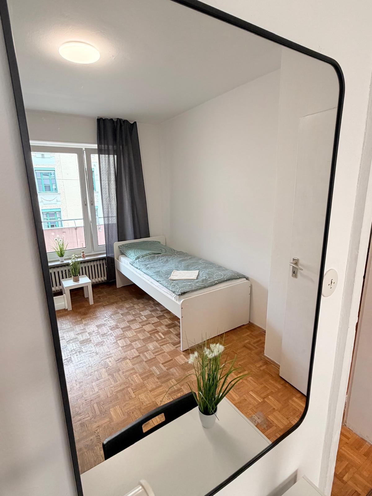 Monteurzimmer: Flexible Firmenunterkunft / Temporäres Wohnen in München-Schwabing