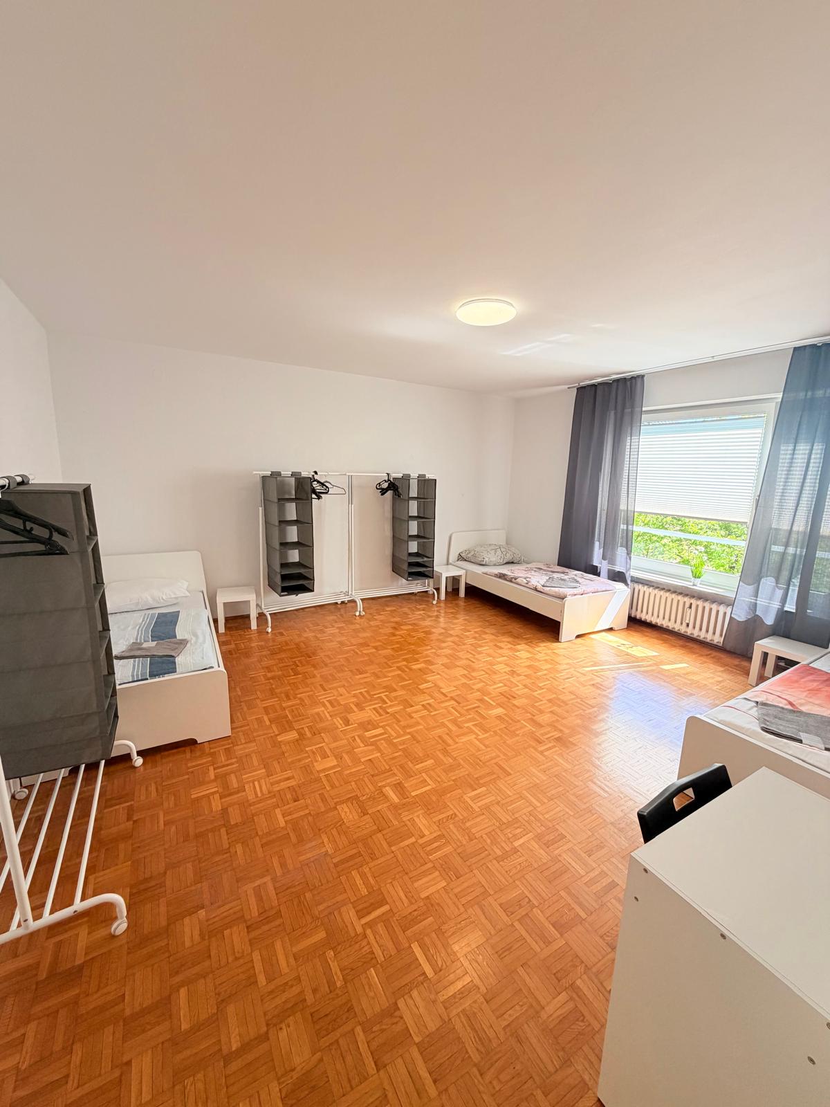 Monteurzimmer: Flexible Firmenunterkunft / Temporäres Wohnen in München-Schwabing