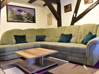 Monteurwohnung - TV - Deutschland - Sitzecke Wohnzimmer - Leischnerhof