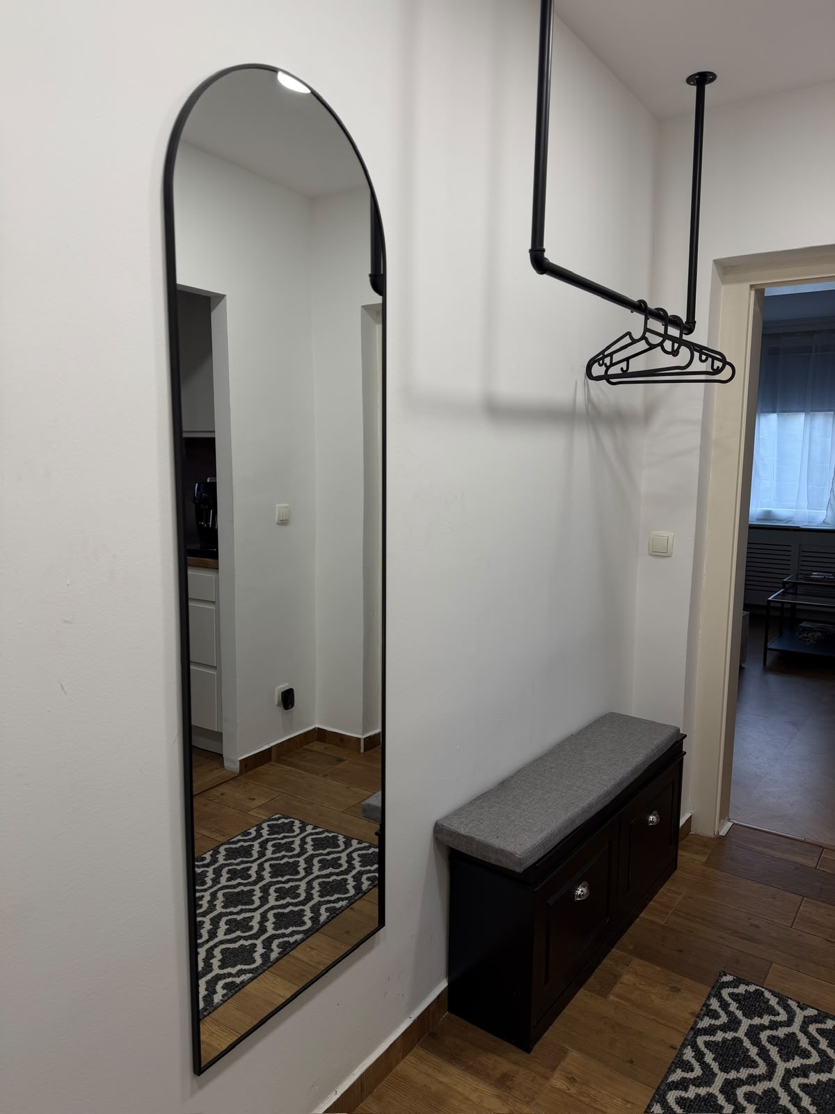 Monteurzimmer: Business- & Monteurwohnung nahe Flughafen