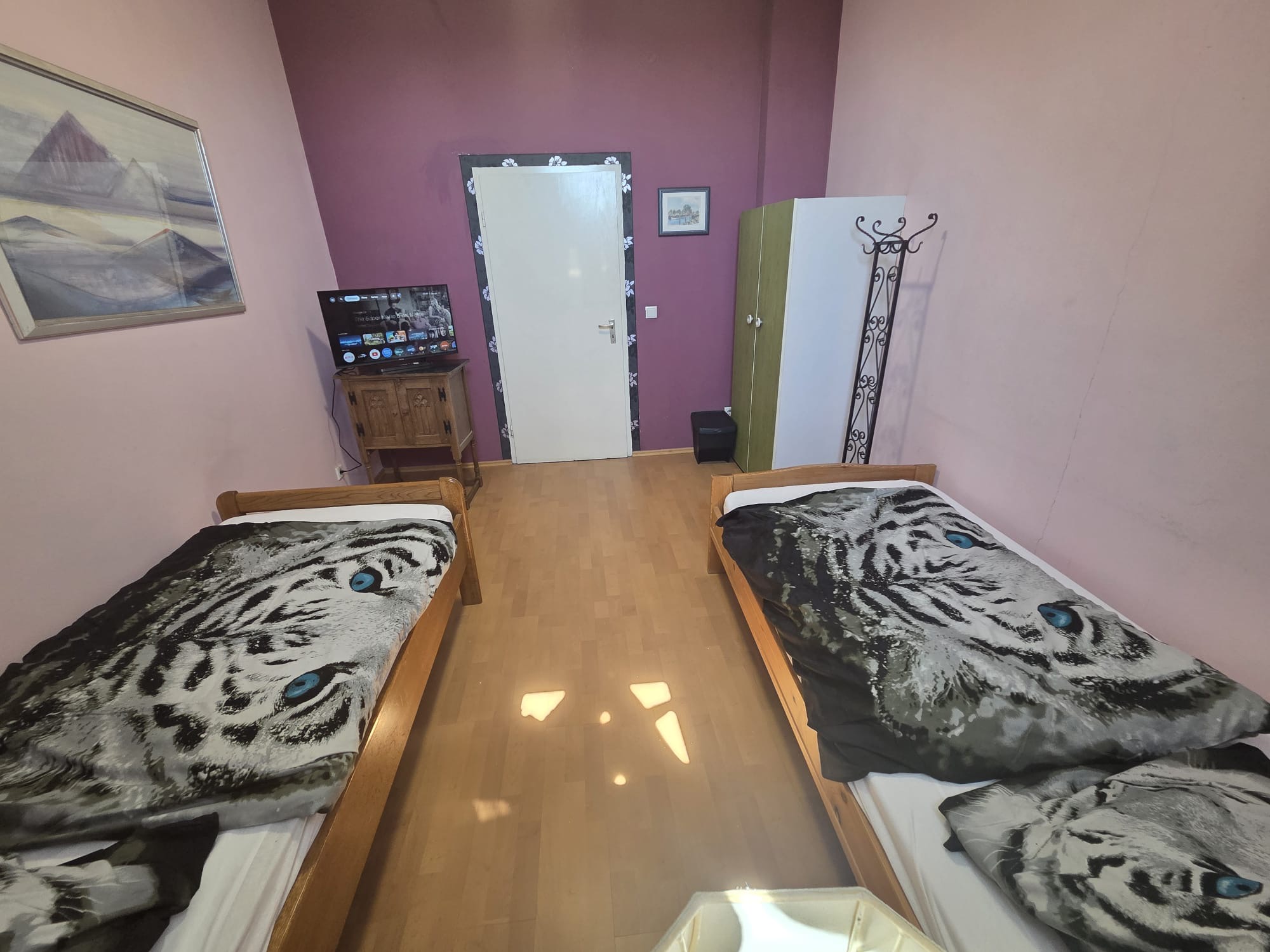 Monteurzimmer: Günstige Monteurwohnung, Monteurzimmer ,Unterkünfte in Solingen!