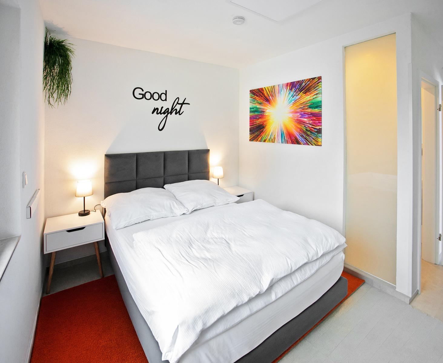 Monteurwohnung - Bad Laasphe - Doppelzimmer mit Doppelbett mit Dusche + WC - Walters Weidelbach 