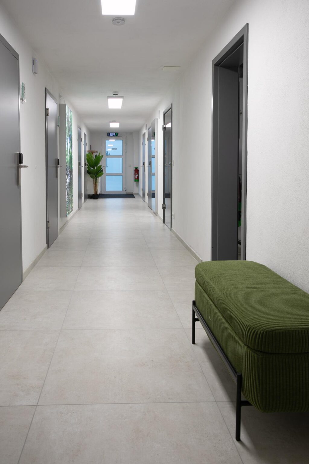 Monteurzimmer: Flur (UG) - Walters Weidelbach 