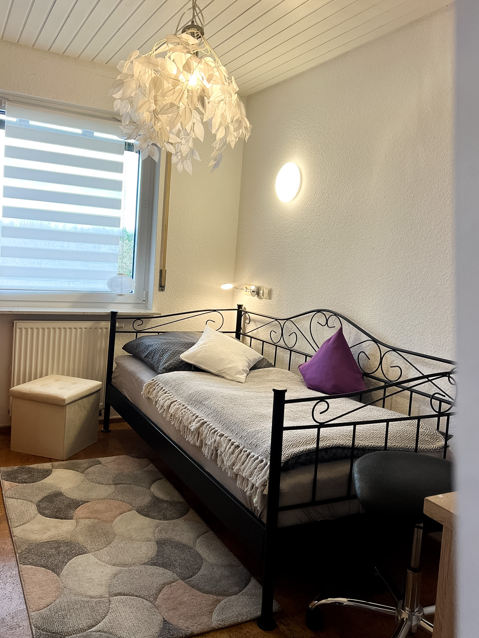 Monteurwohnung - PLZ 74532 (Deutschland) - SZ Einzelbett - Großes 3 SZ Apartment mit Balkon, WLAN & Parkplatz