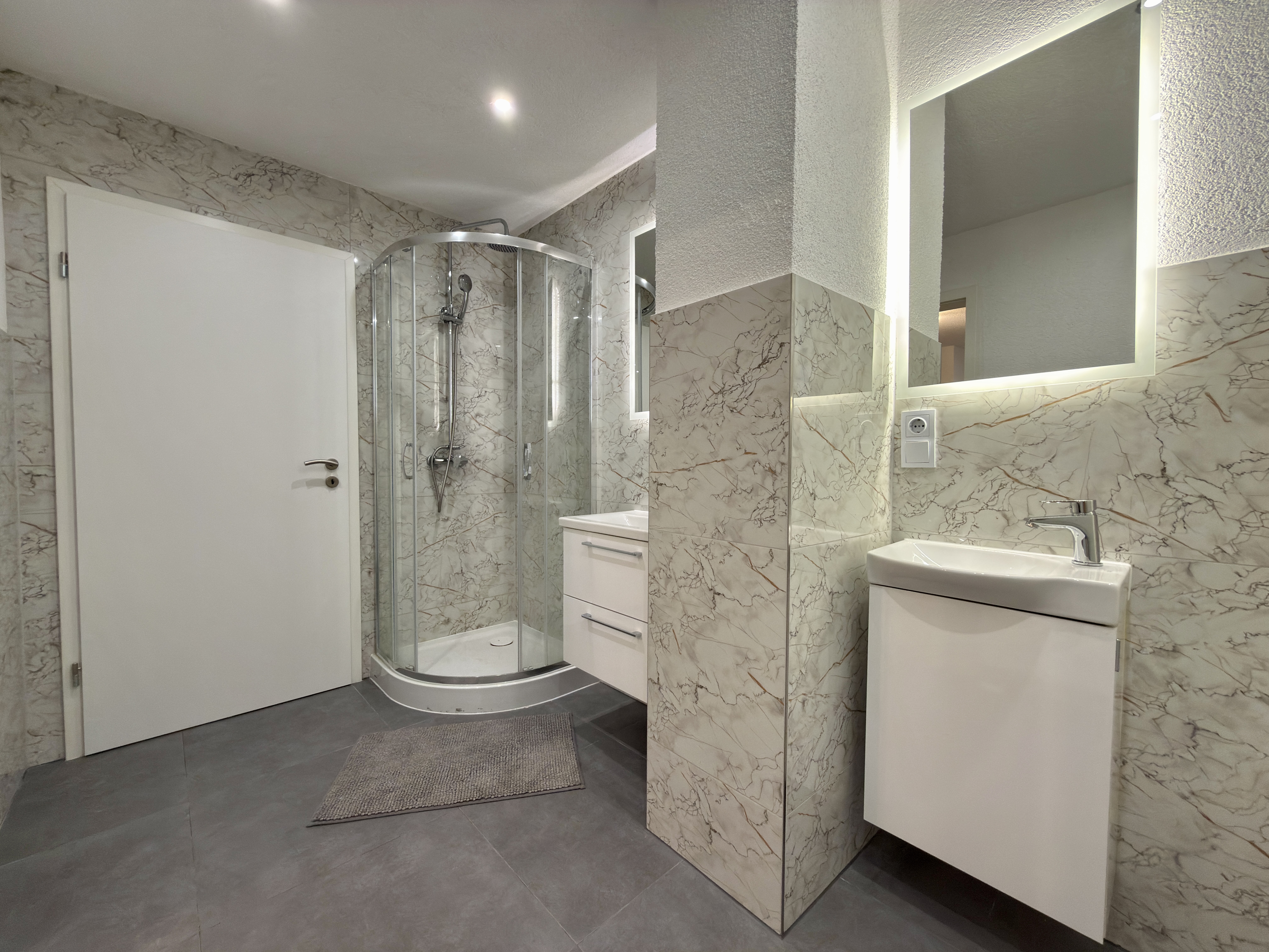 Monteurwohnung - Bühlertal - Badezimmer - Work & Travel 2