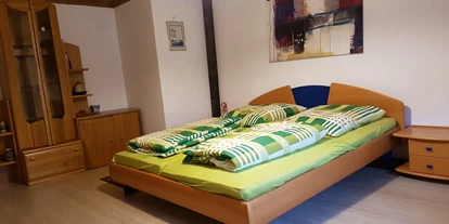Monteurwohnung - PLZ 74189 (Deutschland) - Doppelzimmer, gemeinschaftlich Küche, Bad, WC, Aufenthaltsraum mit TV - Markus Hahn