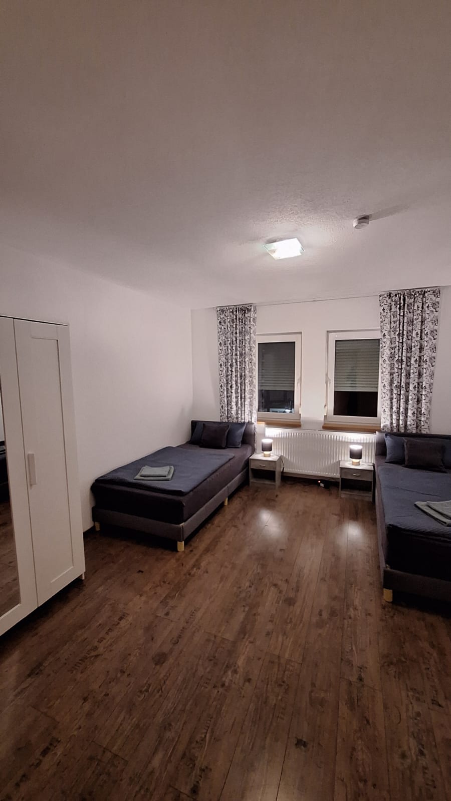 Monteurzimmer: Doppelzimmer OG Apartment 3 - Apartment by Aldijana 