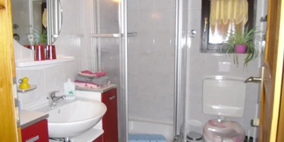 Monteurwohnung - Bad Teinach-Zavelstein - Dusche - Haus Eitel