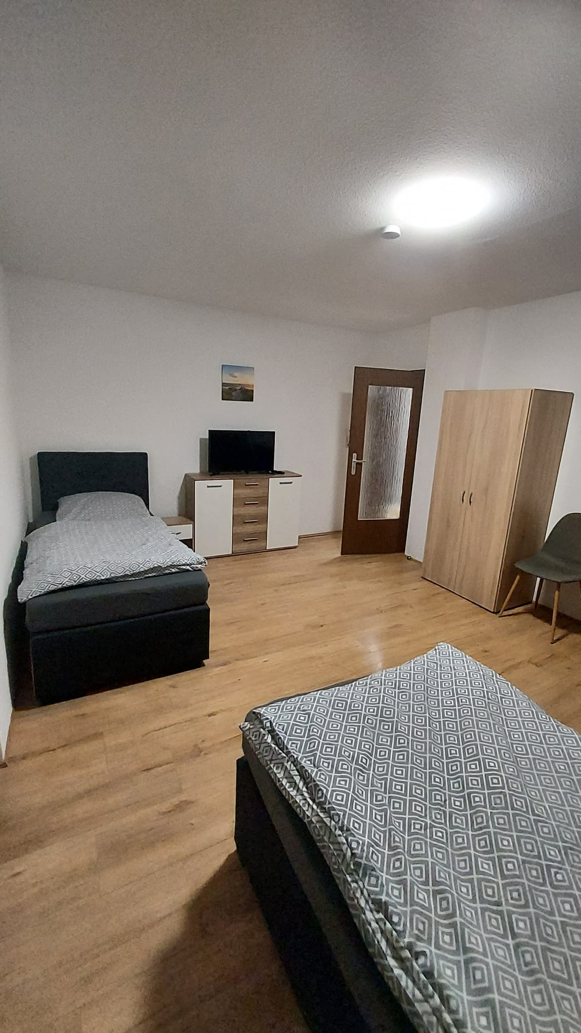 Monteurzimmer: 1-Bett, 2-Bett und 3-Bettzimmer