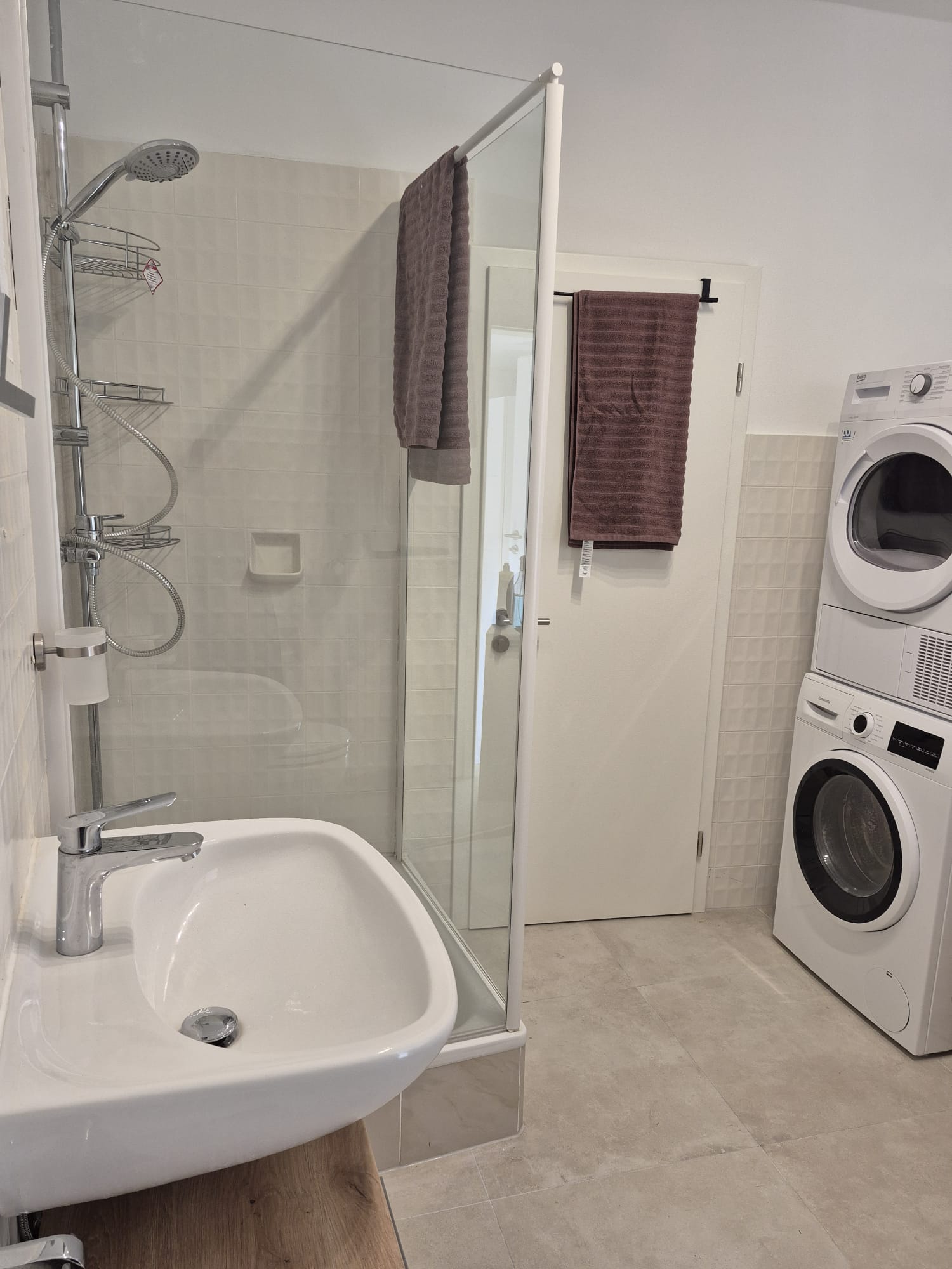 Monteurwohnung: Bad - Monteurwohnung Hatzenport