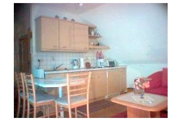 Monteurzimmer: Gemütliche und komplett ausgestattet Wohnküche - Landhaus Vogler - Schwarzenstein