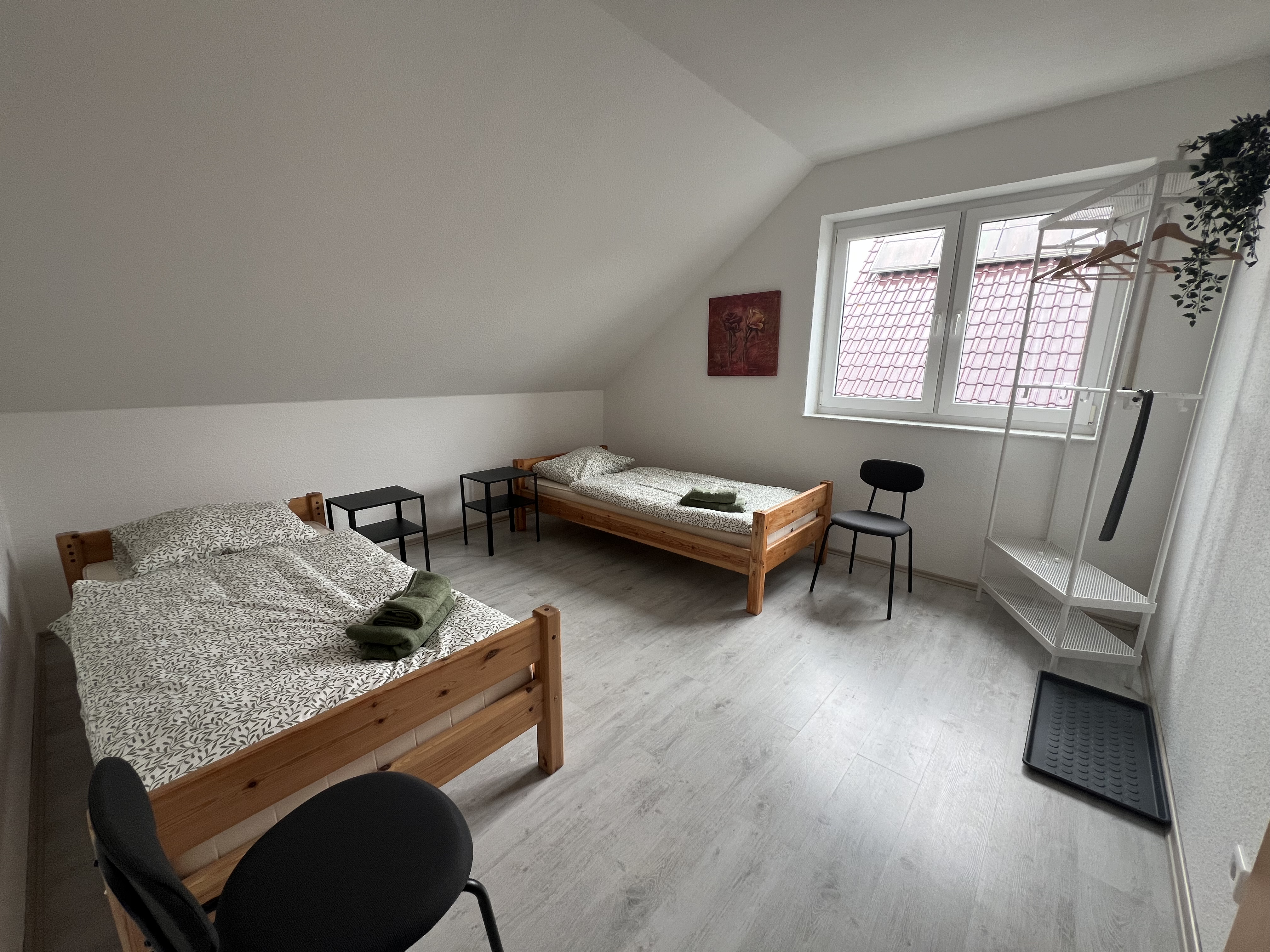 Monteurzimmer: Eines der 5 Zimmer - NEU Hausgemüt 10p.Quartier Rheine–Monteurwohnung