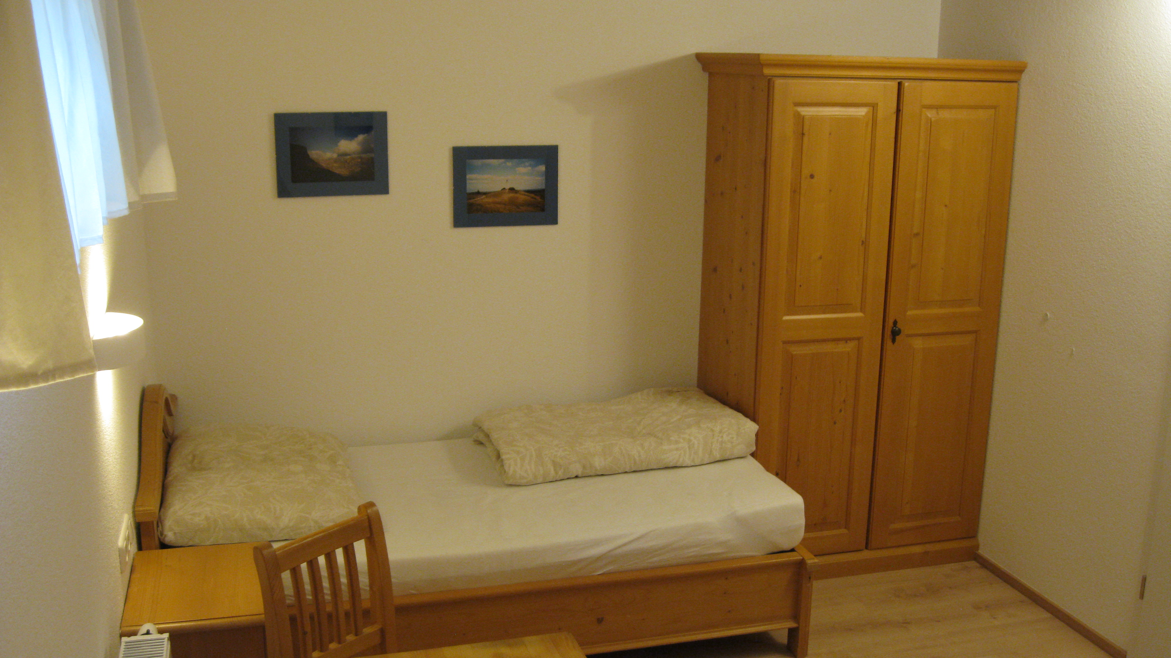 Monteurwohnung - Einzelbetten - Hausruck - Doppelzimmer - Traunapartment-EZ-Parkplatz-24/7-Zentrale Lage