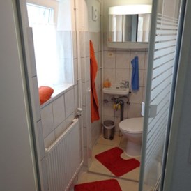Monteurzimmer: Das Badezimmer. - DIE Ferienwohnung in Kiel-Kronsburg
