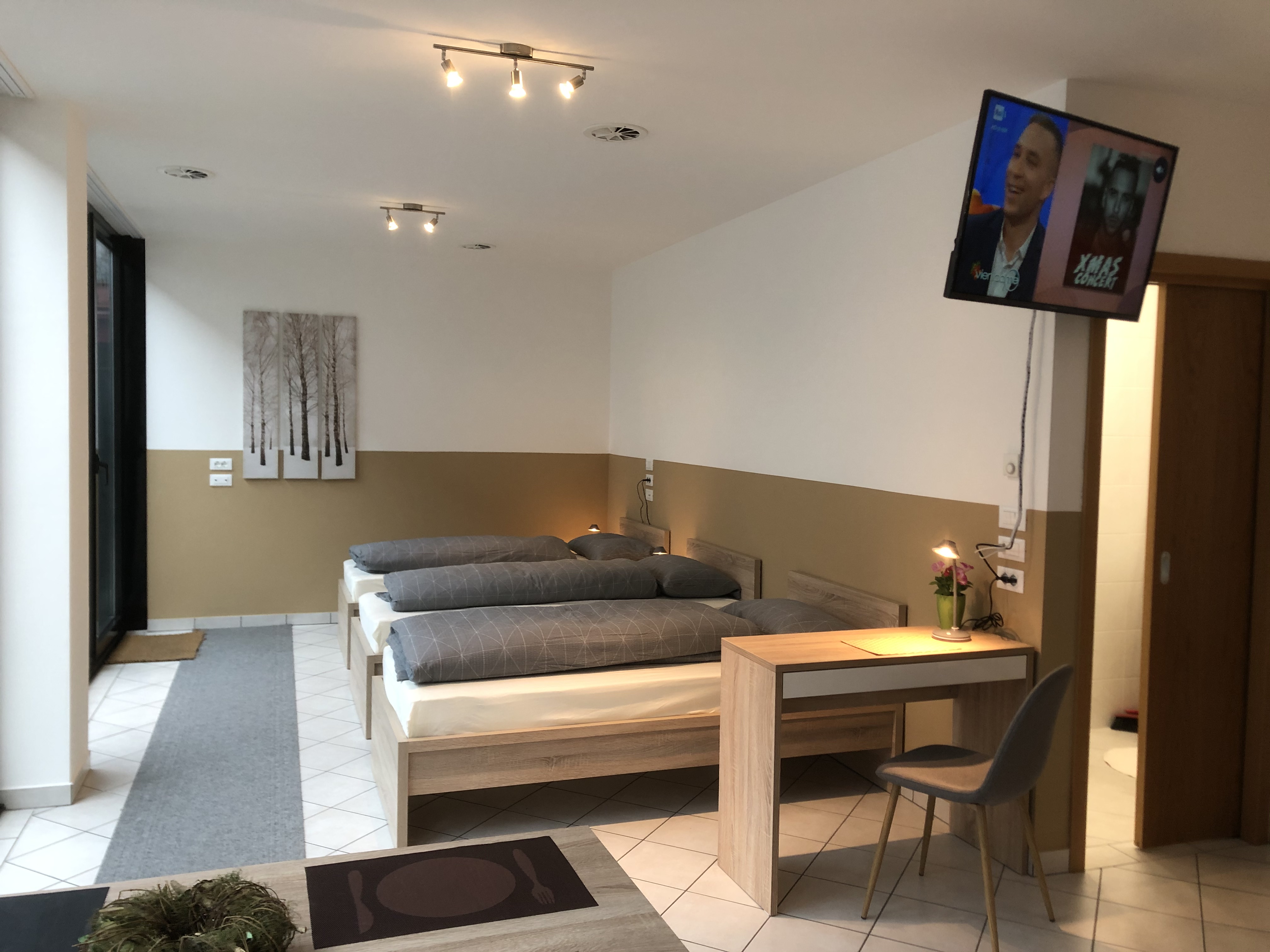 Monteurwohnung - Italien - Monteurzimmer in Bozen - Zimmer mit 3 Betten in Bozen (Südtirol)