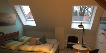 Monteurwohnung - Hund erlaubt - Flusslandschaft Elbe - Gästezimmer Hencke