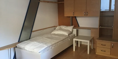 Monteurwohnung - Parkplatz: eigener Parkplatz vorhanden - Österreich - Monteurzimmer Hausruck