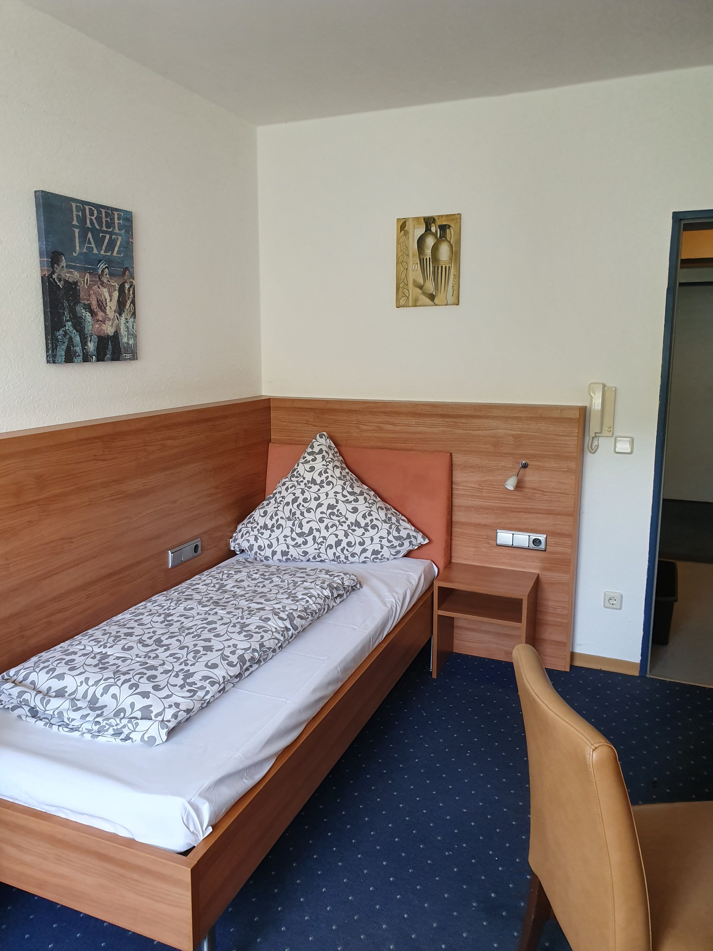 Monteurwohnung - PLZ 33335 (Deutschland) - Einzelzimmer - Gaby Rulle