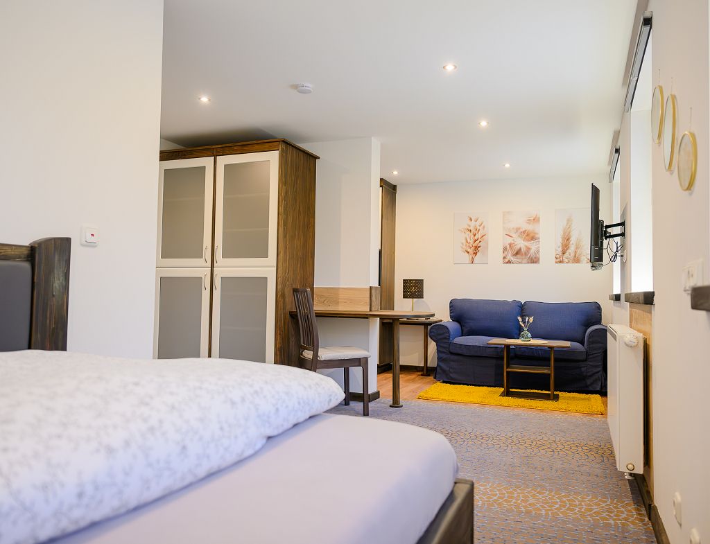 Monteurzimmer: 1-Zimmer-Wohnung - Vierburg Bützow