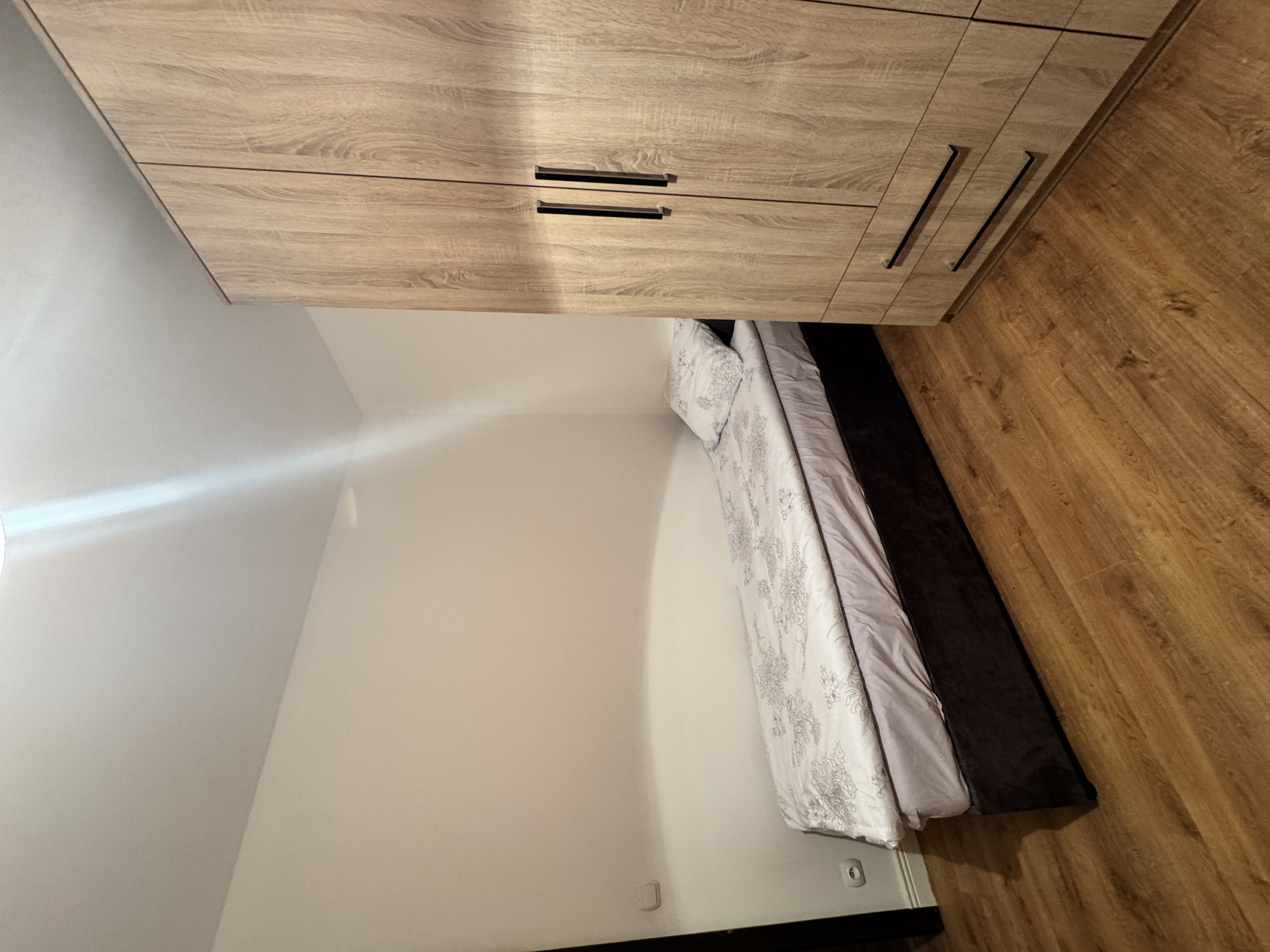 Monteurzimmer: Mitarbeiterunterkunft: 2-Personen-Zimmer im Erdgeschoss