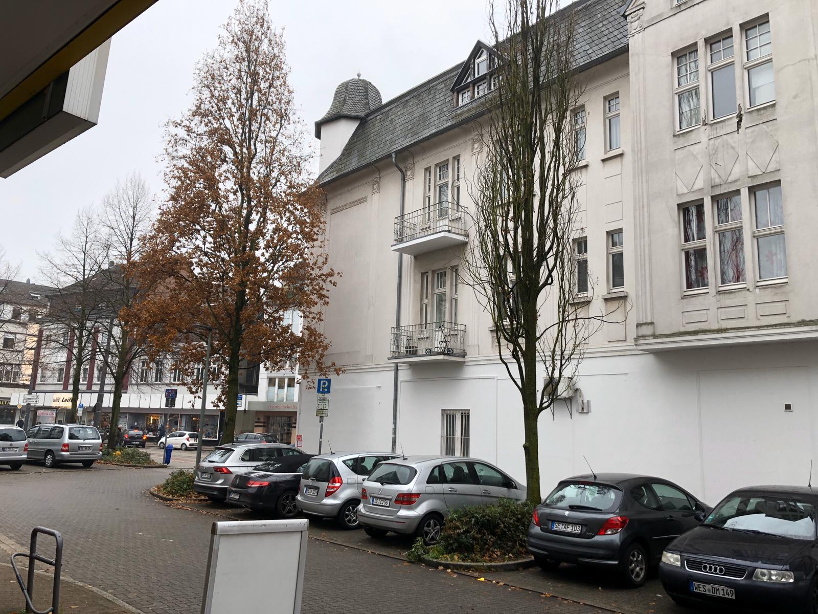 Monteurzimmer: Außenansicht - Gelsenkirchen, große Dachgeschosswohnung, 2 bis 5 Personen